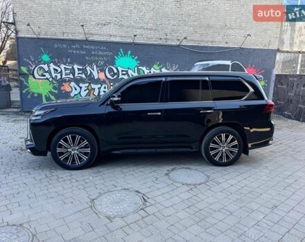 Черный Лексус ЛХ, объемом двигателя 5.66 л и пробегом 89 тыс. км за 75000 $, фото 1 на Automoto.ua