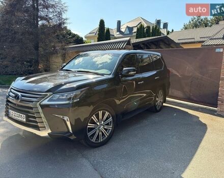 Черный Лексус ЛХ, объемом двигателя 4.5 л и пробегом 170 тыс. км за 63000 $, фото 1 на Automoto.ua