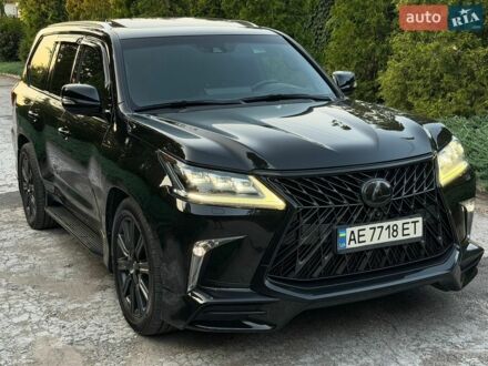 Чорний Лексус ЛХ, об'ємом двигуна 5.66 л та пробігом 260 тис. км за 65000 $, фото 1 на Automoto.ua
