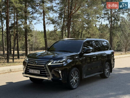 Лексус ЛХ 2017 у Києві на Automoto.ua Чорний Лексус ЛХ, об'ємом двигуна 4.46 л та пробігом 185 тис. км за 61900 $, фото 1 на Automoto.ua