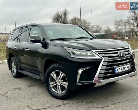 Черный Лексус ЛХ, объемом двигателя 4.46 л и пробегом 155 тыс. км за 66500 $, фото 1 на Automoto.ua