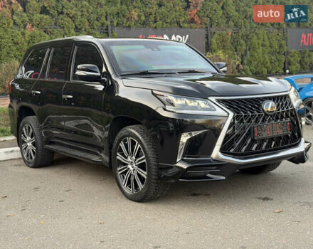 Черный Лексус ЛХ, объемом двигателя 5.7 л и пробегом 37 тыс. км за 170000 $, фото 1 на Automoto.ua