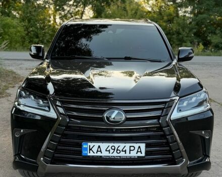Черный Лексус ЛХ, объемом двигателя 4.46 л и пробегом 124 тыс. км за 75000 $, фото 1 на Automoto.ua