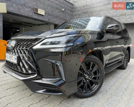 Чорний Лексус ЛХ, об'ємом двигуна 4.46 л та пробігом 147 тис. км за 69900 $, фото 1 на Automoto.ua