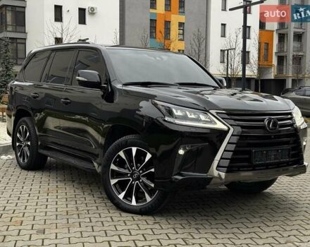 Чорний Лексус ЛХ, об'ємом двигуна 4.46 л та пробігом 153 тис. км за 78750 $, фото 1 на Automoto.ua