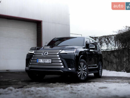 Черный Лексус ЛХ, объемом двигателя 3.35 л и пробегом 178 тыс. км за 94999 $, фото 1 на Automoto.ua