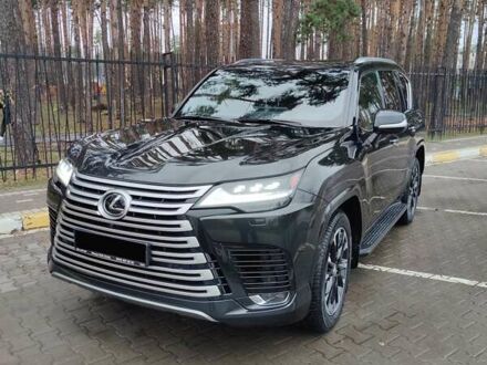 Черный Лексус ЛХ, объемом двигателя 3.35 л и пробегом 94 тыс. км за 113000 $, фото 1 на Automoto.ua
