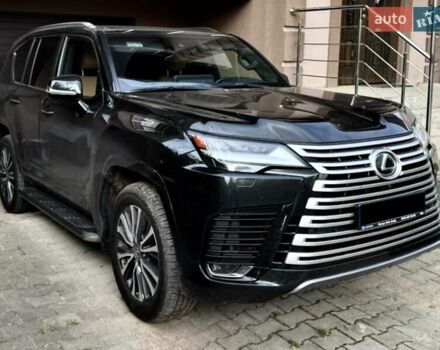 Чорний Лексус ЛХ, об'ємом двигуна 3.35 л та пробігом 35 тис. км за 117500 $, фото 1 на Automoto.ua