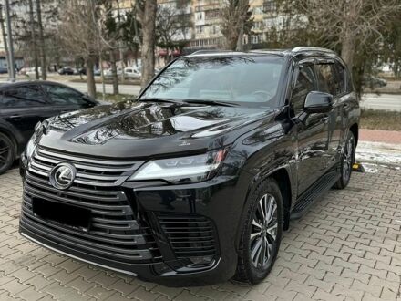 Чорний Лексус ЛХ, об'ємом двигуна 3.35 л та пробігом 43 тис. км за 117000 $, фото 1 на Automoto.ua