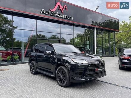 Черный Лексус ЛХ, объемом двигателя 3.35 л и пробегом 60 тыс. км за 114900 $, фото 1 на Automoto.ua