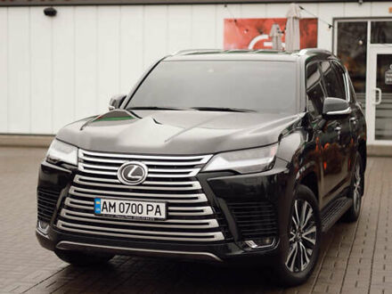 Черный Лексус ЛХ, объемом двигателя 3.35 л и пробегом 56 тыс. км за 116999 $, фото 1 на Automoto.ua