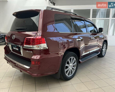 Красный Лексус ЛХ, объемом двигателя 5.66 л и пробегом 188 тыс. км за 32900 $, фото 5 на Automoto.ua