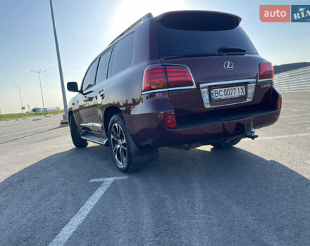 Красный Лексус ЛХ, объемом двигателя 5.66 л и пробегом 235 тыс. км за 24900 $, фото 10 на Automoto.ua