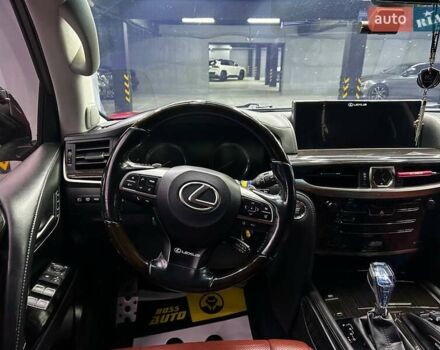 Красный Лексус ЛХ, объемом двигателя 5.7 л и пробегом 149 тыс. км за 74999 $, фото 9 на Automoto.ua