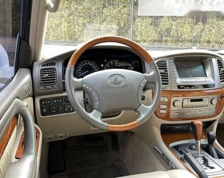 Лексус ЛХ, объемом двигателя 4.7 л и пробегом 135 тыс. км за 28300 $, фото 16 на Automoto.ua