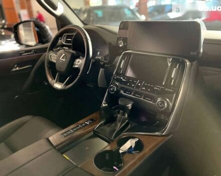 Лексус ЛХ, объемом двигателя 3.3 л и пробегом 1 тыс. км за 133500 $, фото 13 на Automoto.ua