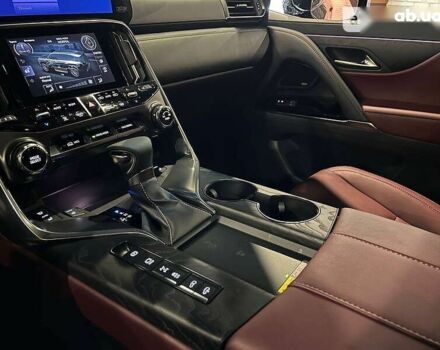 Лексус ЛХ, объемом двигателя 3.3 л и пробегом 1 тыс. км за 139900 $, фото 29 на Automoto.ua