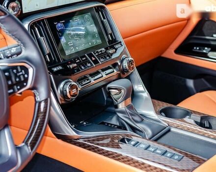 Лексус ЛХ, объемом двигателя 0 л и пробегом 1 тыс. км за 167000 $, фото 20 на Automoto.ua