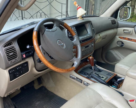 Лексус ЛХ, объемом двигателя 4.7 л и пробегом 75 тыс. км за 25000 $, фото 7 на Automoto.ua