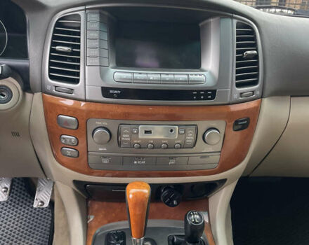 Лексус ЛХ, объемом двигателя 4.66 л и пробегом 260 тыс. км за 17666 $, фото 8 на Automoto.ua