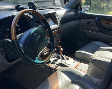 Лексус ЛХ, объемом двигателя 4.66 л и пробегом 420 тыс. км за 12700 $, фото 5 на Automoto.ua