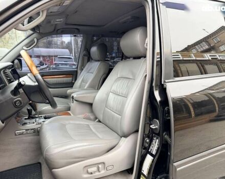 Лексус ЛХ, объемом двигателя 0 л и пробегом 345 тыс. км за 21000 $, фото 13 на Automoto.ua