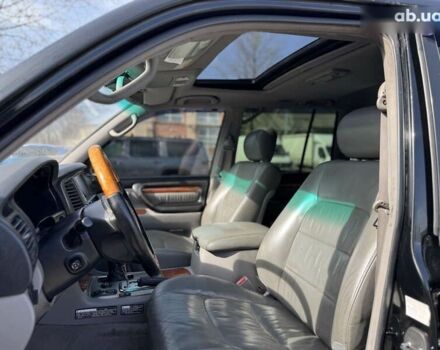 Лексус ЛХ, объемом двигателя 0 л и пробегом 495 тыс. км за 10800 $, фото 28 на Automoto.ua