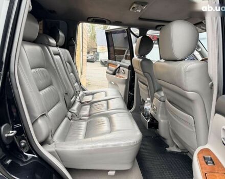 Лексус ЛХ, объемом двигателя 0 л и пробегом 345 тыс. км за 21000 $, фото 24 на Automoto.ua