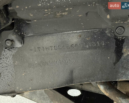 Лексус ЛХ 2006 у Києві на Automoto.ua Лексус ЛХ, об'ємом двигуна 4.67 л та пробігом 216 тис. км за 17999 $, фото 27 на Automoto.ua