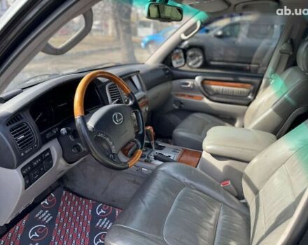 Лексус ЛХ, объемом двигателя 0 л и пробегом 495 тыс. км за 12800 $, фото 23 на Automoto.ua