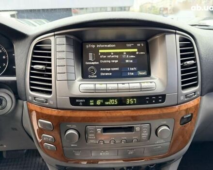 Лексус ЛХ, объемом двигателя 0 л и пробегом 345 тыс. км за 21000 $, фото 20 на Automoto.ua