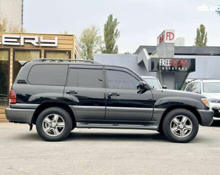 Лексус ЛХ, объемом двигателя 0 л и пробегом 345 тыс. км за 21000 $, фото 2 на Automoto.ua