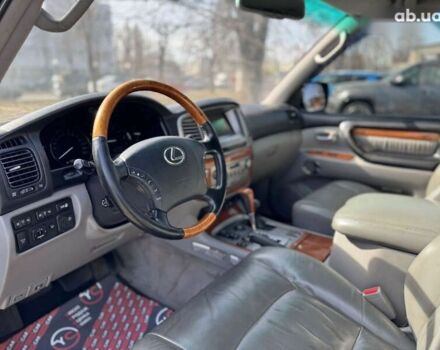 Лексус ЛХ, объемом двигателя 0 л и пробегом 495 тыс. км за 10800 $, фото 22 на Automoto.ua