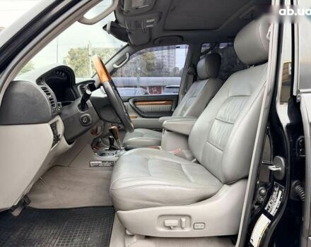 Лексус ЛХ, объемом двигателя 0 л и пробегом 345 тыс. км за 21000 $, фото 8 на Automoto.ua