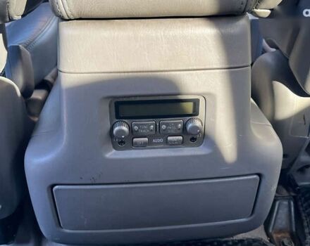 Лексус ЛХ, об'ємом двигуна 0 л та пробігом 228 тис. км за 18700 $, фото 19 на Automoto.ua