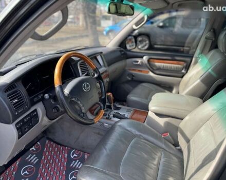 Лексус ЛХ, объемом двигателя 0 л и пробегом 495 тыс. км за 10800 $, фото 23 на Automoto.ua