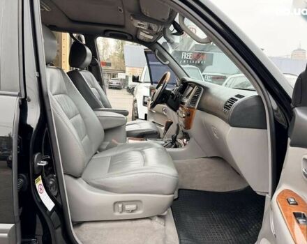 Лексус ЛХ, объемом двигателя 0 л и пробегом 345 тыс. км за 21000 $, фото 15 на Automoto.ua