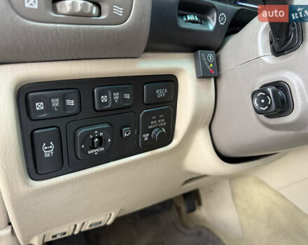 Лексус ЛХ 2006 у Києві на Automoto.ua Лексус ЛХ, об'ємом двигуна 4.67 л та пробігом 216 тис. км за 17999 $, фото 25 на Automoto.ua