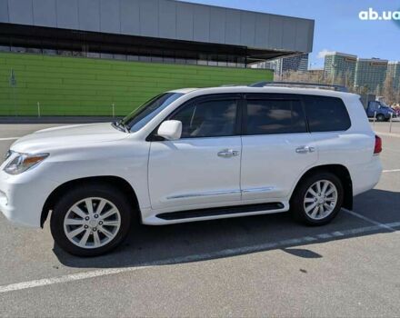 Лексус ЛХ, объемом двигателя 0 л и пробегом 264 тыс. км за 23700 $, фото 1 на Automoto.ua
