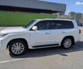 Лексус ЛХ, объемом двигателя 0 л и пробегом 264 тыс. км за 23700 $, фото 1 на Automoto.ua