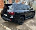 Лексус ЛХ, объемом двигателя 5.7 л и пробегом 300 тыс. км за 24000 $, фото 3 на Automoto.ua