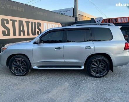Лексус ЛХ, объемом двигателя 0 л и пробегом 300 тыс. км за 20500 $, фото 9 на Automoto.ua