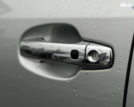 Лексус ЛХ, объемом двигателя 0 л и пробегом 259 тыс. км за 21990 $, фото 10 на Automoto.ua