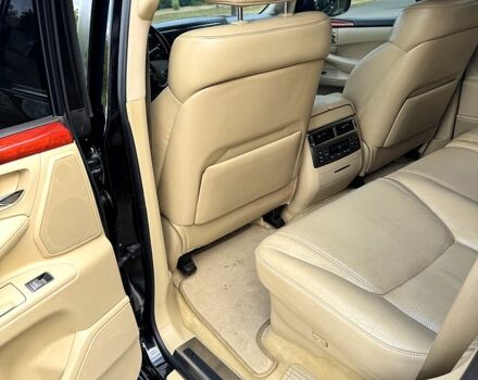 Лексус ЛХ, объемом двигателя 5.7 л и пробегом 300 тыс. км за 23999 $, фото 4 на Automoto.ua