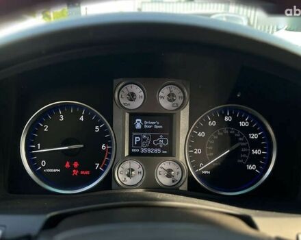 Лексус ЛХ, объемом двигателя 0 л и пробегом 359 тыс. км за 23500 $, фото 21 на Automoto.ua