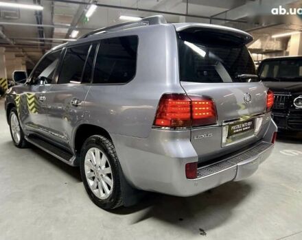 Лексус ЛХ, объемом двигателя 0 л и пробегом 351 тыс. км за 23000 $, фото 11 на Automoto.ua