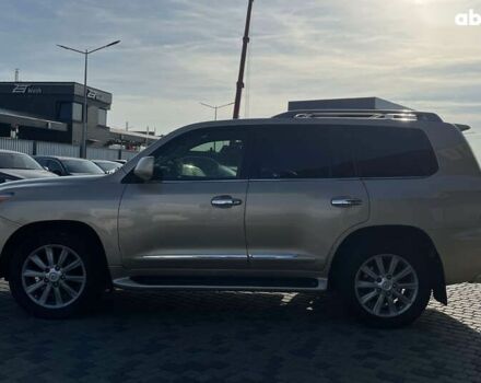 Лексус ЛХ, объемом двигателя 0 л и пробегом 359 тыс. км за 23500 $, фото 3 на Automoto.ua