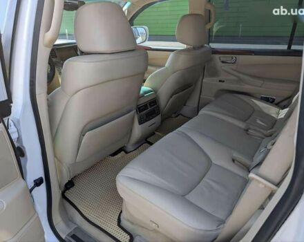 Лексус ЛХ, объемом двигателя 0 л и пробегом 264 тыс. км за 23700 $, фото 23 на Automoto.ua