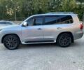 Лексус ЛХ, объемом двигателя 0 л и пробегом 300 тыс. км за 19999 $, фото 5 на Automoto.ua