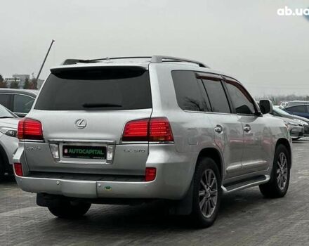 Лексус ЛХ, объемом двигателя 0 л и пробегом 259 тыс. км за 21990 $, фото 8 на Automoto.ua